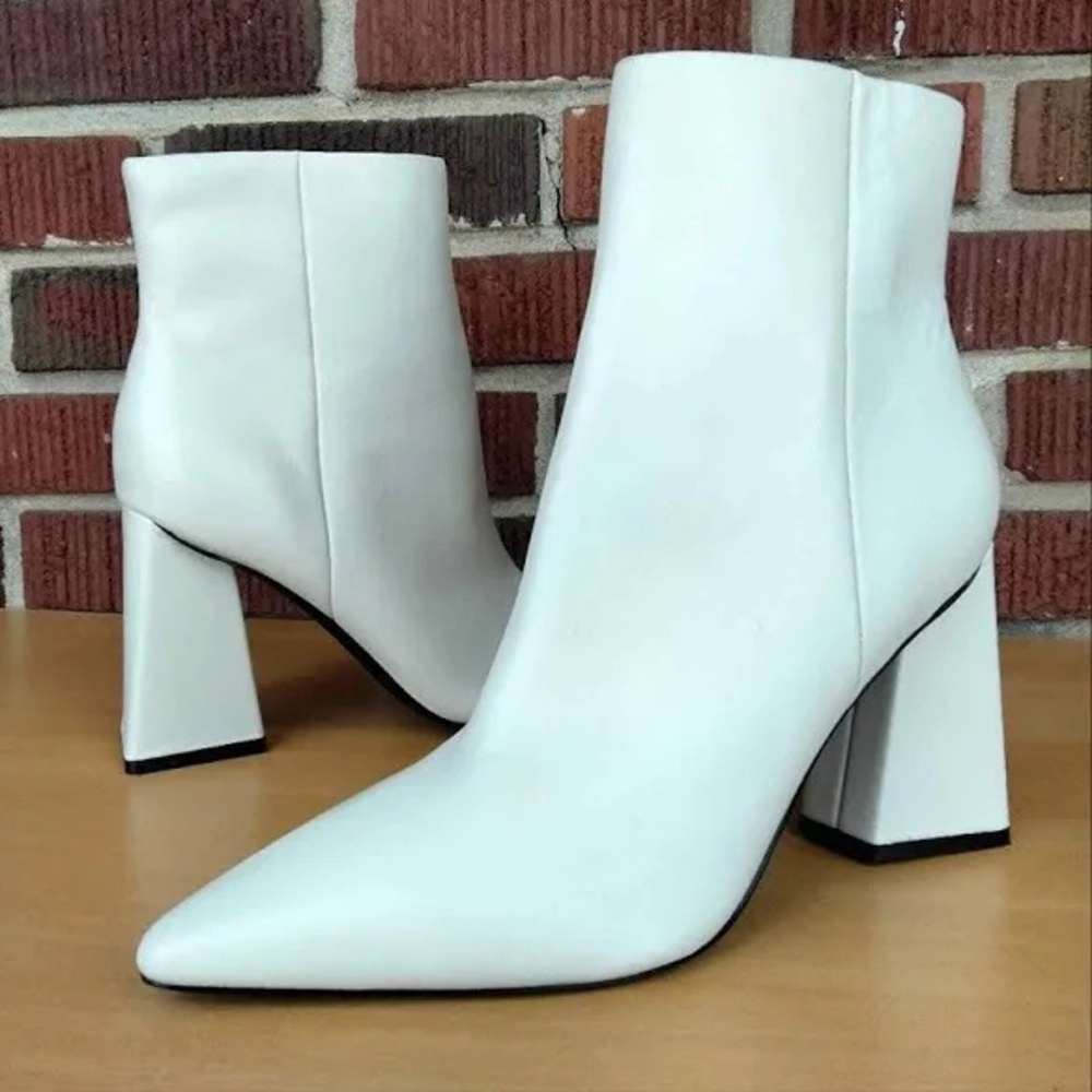 Marc Fisher ltd. Kulika booties